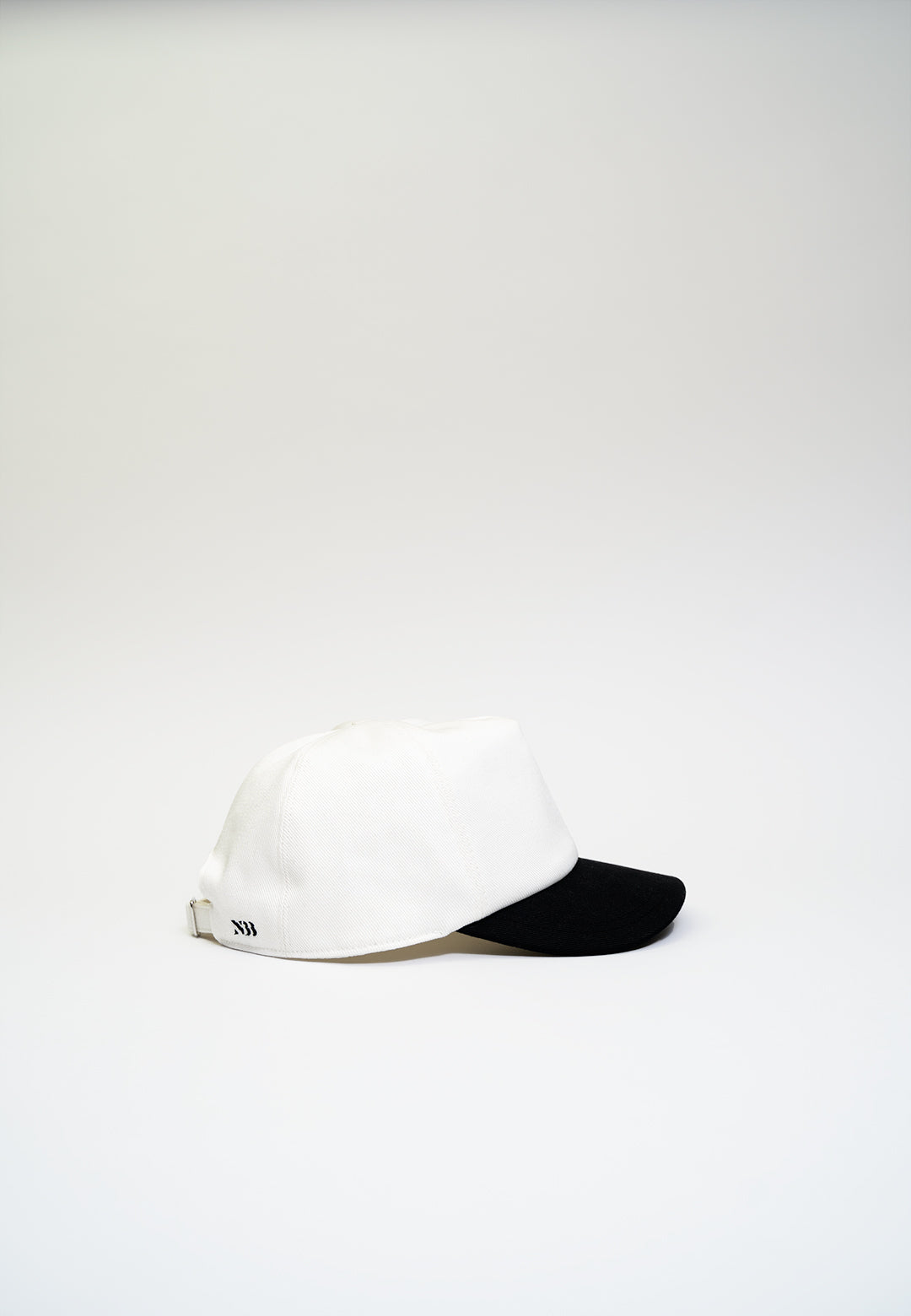 MILA TRUCKER