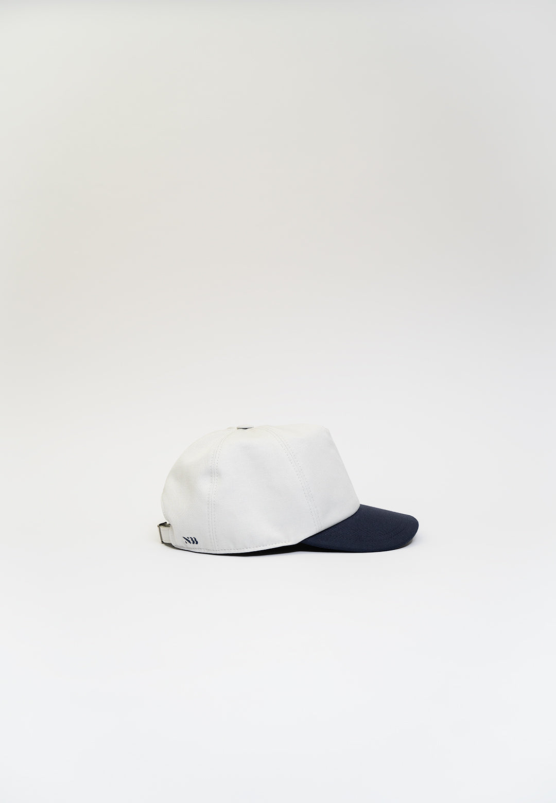 MILA TRUCKER