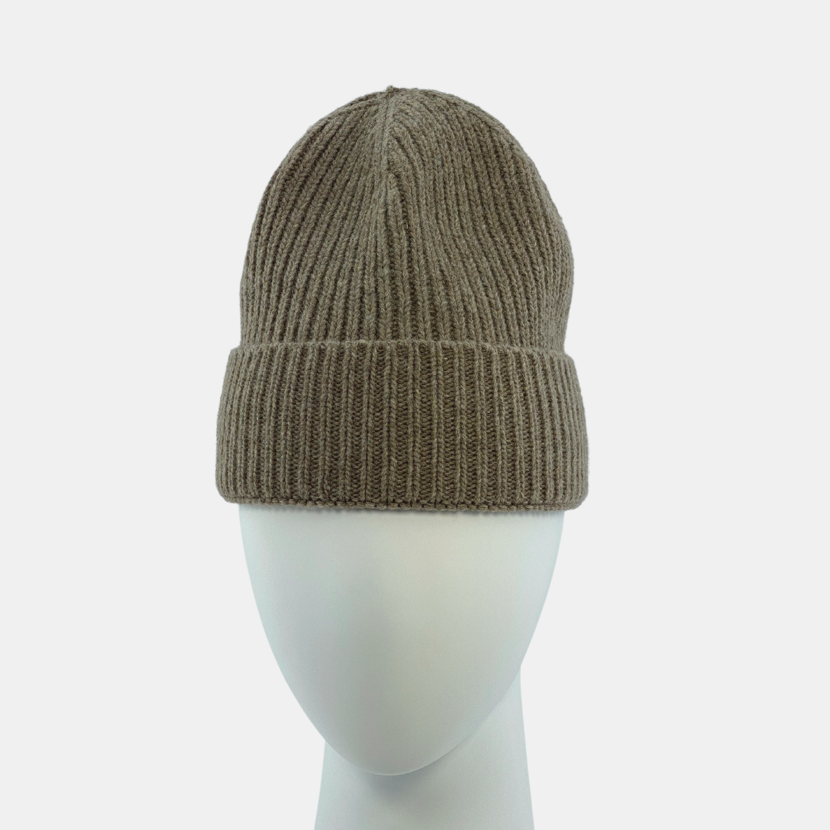 N33 Ribbed Beanie Hat NTHIRTYTHREE, Made in Italy, Made from recycled wool, sustainable, organic, cozy, warm, comfortable, knitted hat, bonnet, Mütze, Strickmütze, Wintermütze modern, Designer, Premium, Luxus Mütze, Hut, Handmade, Artisan-made beanie knitted hat